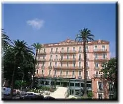 Grand Hotel Des Ambassadeurs Menton 4*,