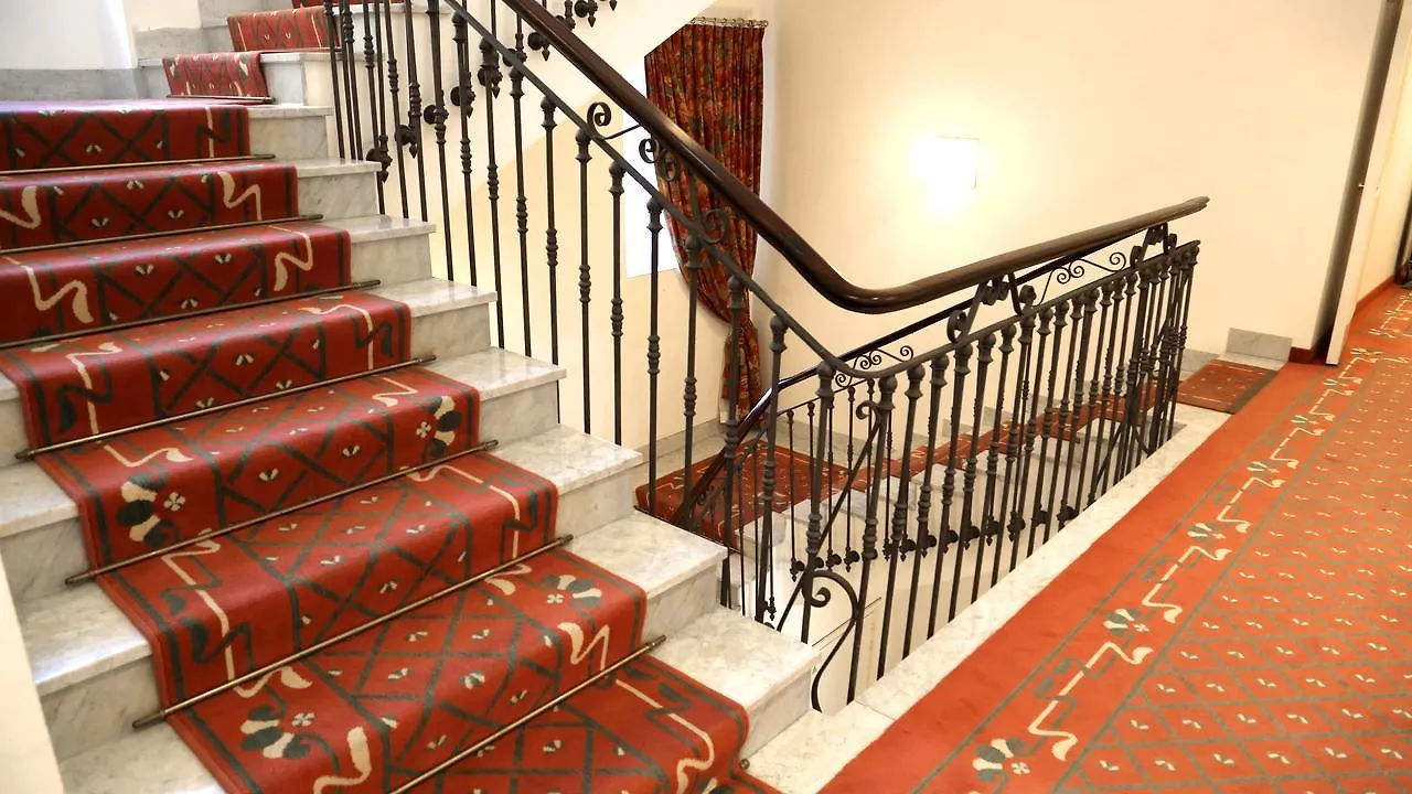 Grand Hotel Des Ambassadeurs Menton